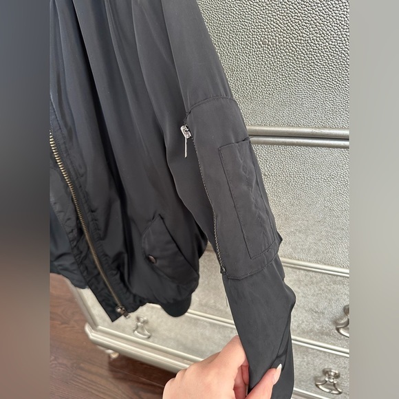 Bomber Jacket - Picture 7 of 8